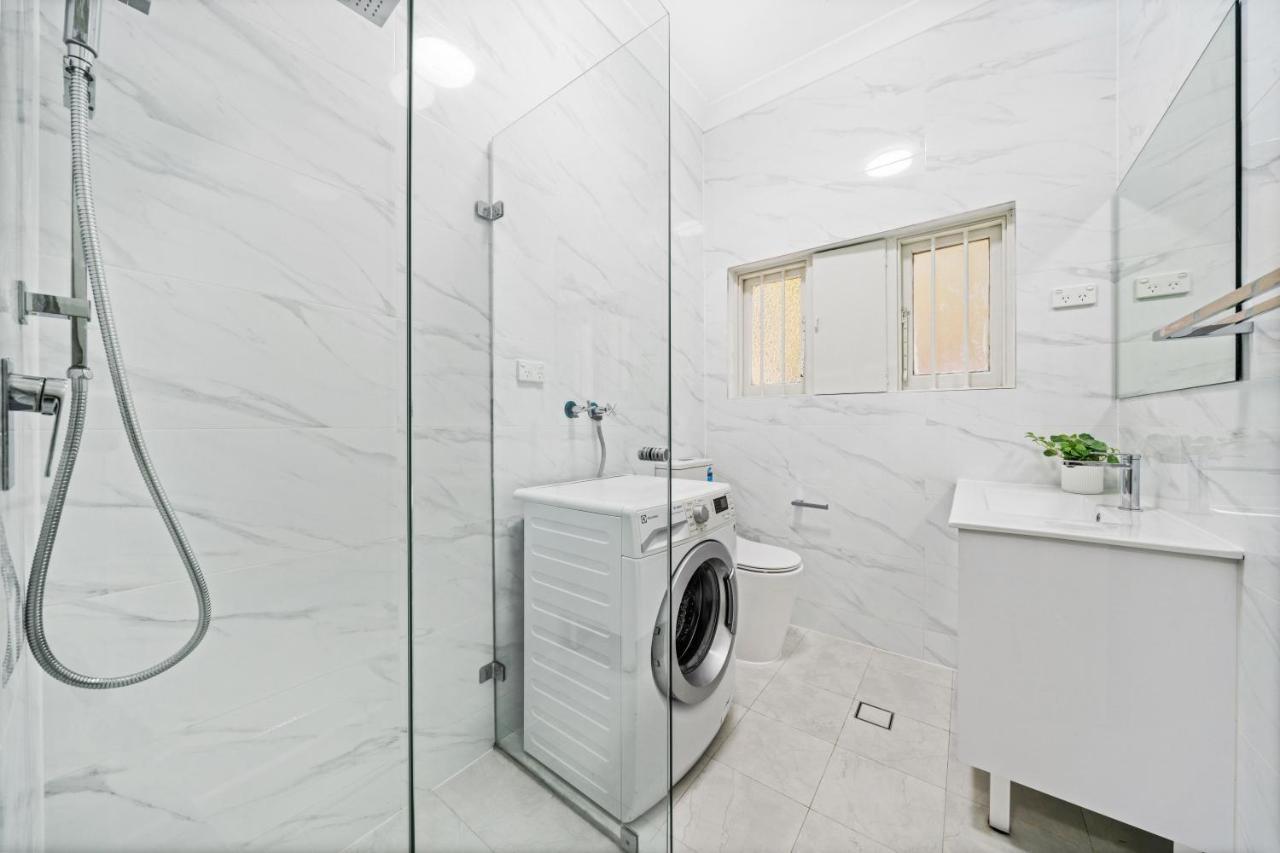 Burwood New 2 Bedroom 2 Bathroom Apartment Sydney Exterior photo